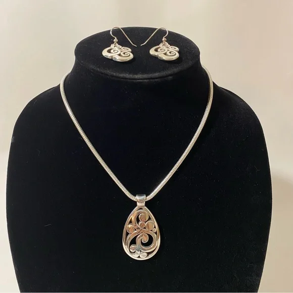 Brighton Contempo Necklace and Earring Set - Picture 2 of 9